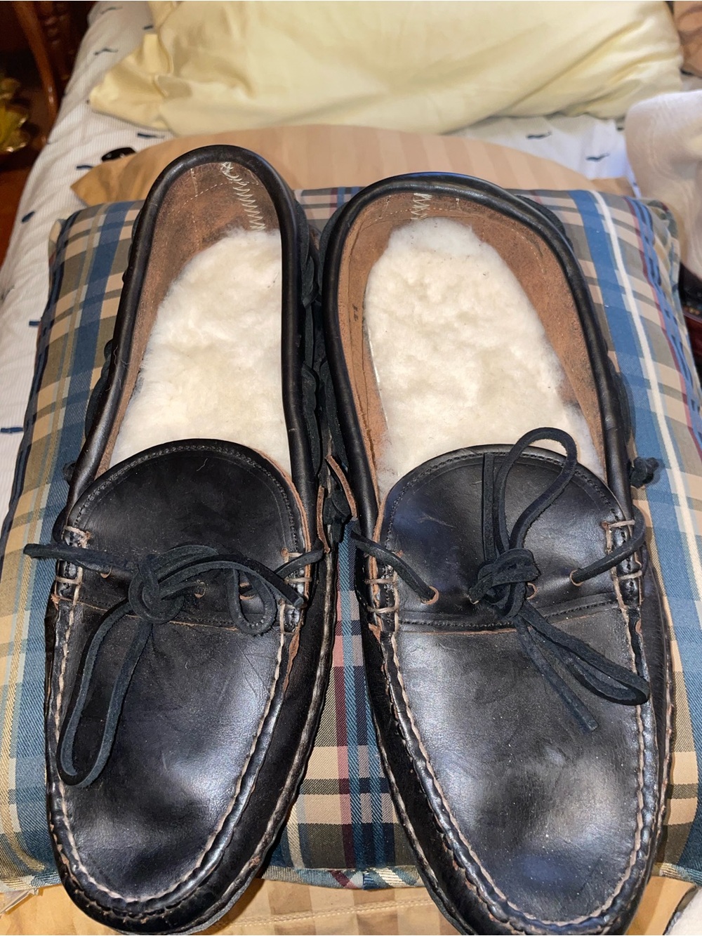 UGG Black /Very Dark Brown Leather Moccasin Boat Shoes with Shearling Inlay